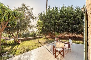 Lavender Garden Retreat - Secluded Seaside Getaway