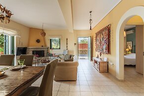 Lavender Garden Retreat - Secluded Seaside Getaway