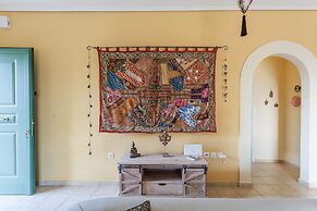 Lavender Garden Retreat - Secluded Seaside Getaway