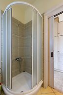 Lavender Garden Retreat - Secluded Seaside Getaway