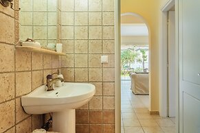 Lavender Garden Retreat - Secluded Seaside Getaway