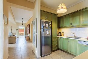 Lavender Garden Retreat - Secluded Seaside Getaway