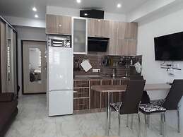 Apartment on Demokraticheskaya str 45-27