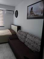 Apartment on Demokraticheskaya str 45-27