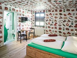BRATWURSThotel