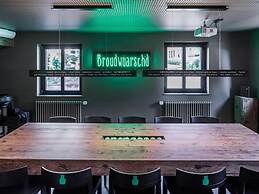 BRATWURSThotel