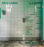 BRATWURSThotel