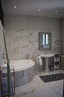 Hotel Henri IV