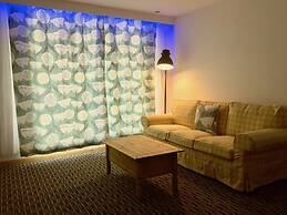 The Waterfront Lodges