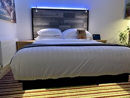 The Waterfront Lodges
