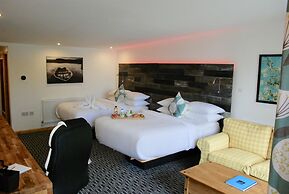 The Waterfront Lodges