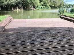 The Waterfront Lodges