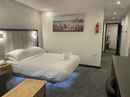 The Waterfront Lodges