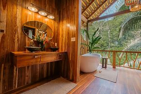 Sweet Songs Jungle Lodge, a Muy’Ono Resort