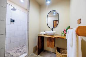 Sweet Songs Jungle Lodge, a Muy’Ono Resort