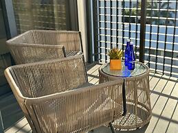 Bay Breeze Premium Apartments By Eskape Collection