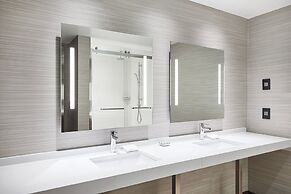 AC Hotel by Marriott Phoenix Biltmore