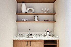 AC Hotel by Marriott Phoenix Biltmore