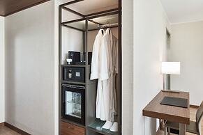 AC Hotel by Marriott Phoenix Biltmore