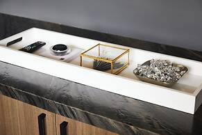 AC Hotel by Marriott Phoenix Biltmore