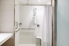 AC Hotel by Marriott Phoenix Biltmore