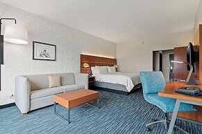 Holiday Inn Express & Suites Orlando - Lake Buena Vista by IHG