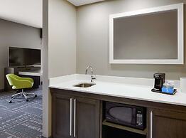 Hampton Inn & Suites Chicago Waukegan