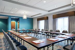Hampton Inn & Suites Chicago Waukegan