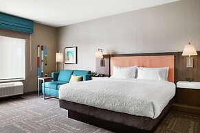 Hampton Inn & Suites Chicago Waukegan