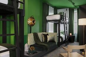 Angad Arts Hotel St. Louis, Tapestry Collection by Hilton