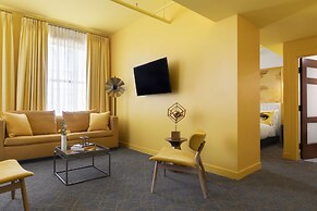 Angad Arts Hotel St. Louis, Tapestry Collection by Hilton