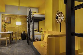 Angad Arts Hotel St. Louis, Tapestry Collection by Hilton