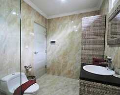 Meno Mojo Beach Resort