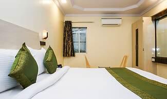 Treebo Hillway Inn Main Market