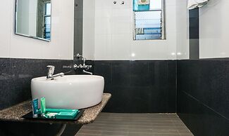 Treebo Hillway Inn Main Market