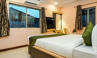 Treebo Hillway Inn Main Market