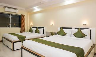 Treebo Hillway Inn Main Market