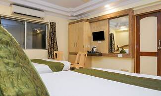 Treebo Hillway Inn Main Market