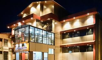 Treebo Hillway Inn Main Market