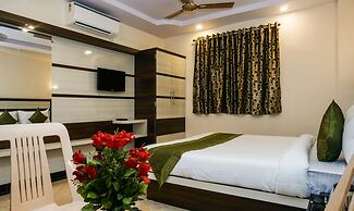 Treebo Hillway Inn Main Market