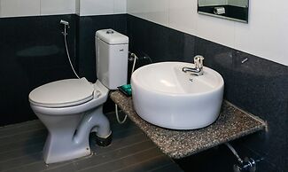 Treebo Hillway Inn Main Market