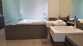 Temple Resort & Spa Port Douglas