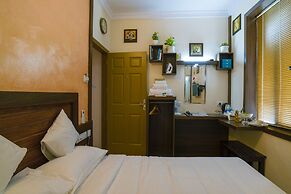 Blue Bell Airport Hotel