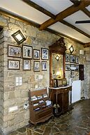 Majestic Chateau - Spectacular Seascapes & Pool