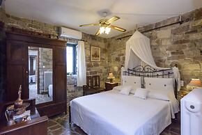 Majestic Chateau - Spectacular Seascapes & Pool