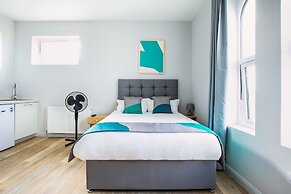 OYO Studiotel GY - Modern Hotel Apartments