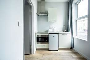 OYO Studiotel GY - Modern Hotel Apartments