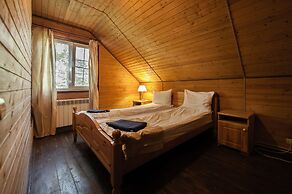 Country Club Medvezhy Ozera