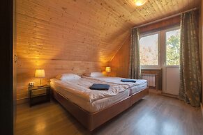 Country Club Medvezhy Ozera