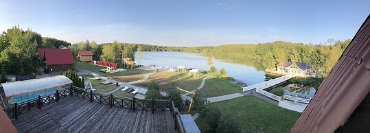 Country Club Medvezhy Ozera